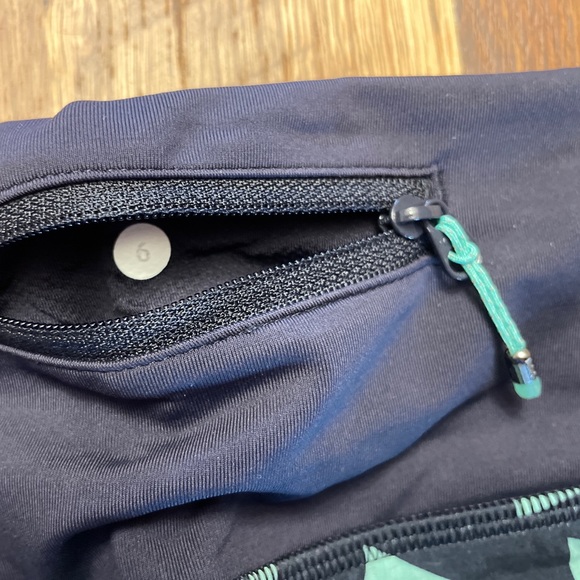 Lululemon Run Times Shorts - Nacho, Size 6 NWT - Picture 10 of 15